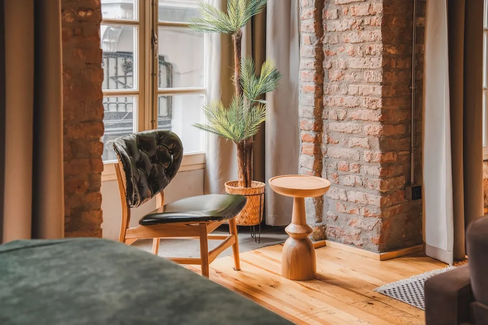 Junior Tek Büyük Yataklı Oda