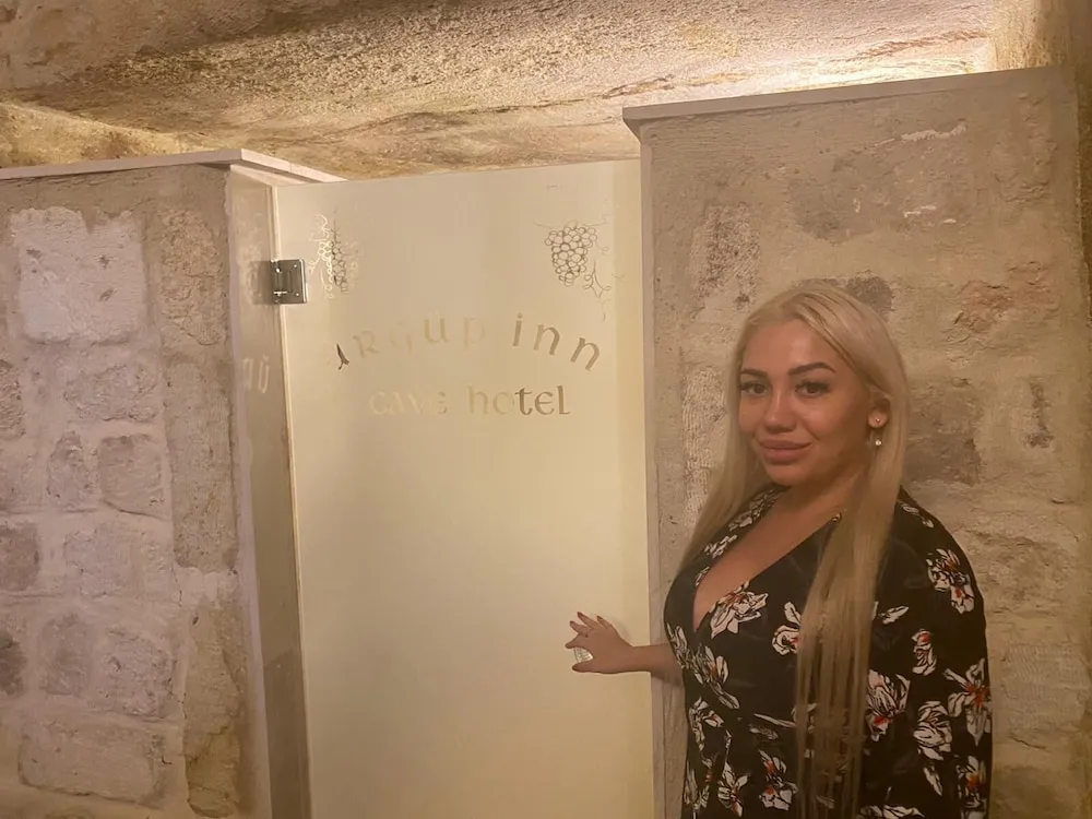 Luxury Tek Büyük Yataklı Oda, 1 Çift Kişilik Yatak, Sıcak Su Küveti