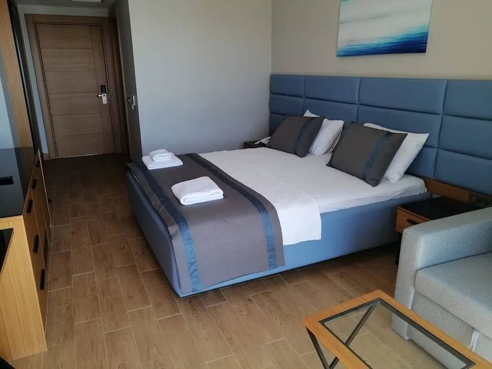 Standard Oda, Dağ Manzaralı