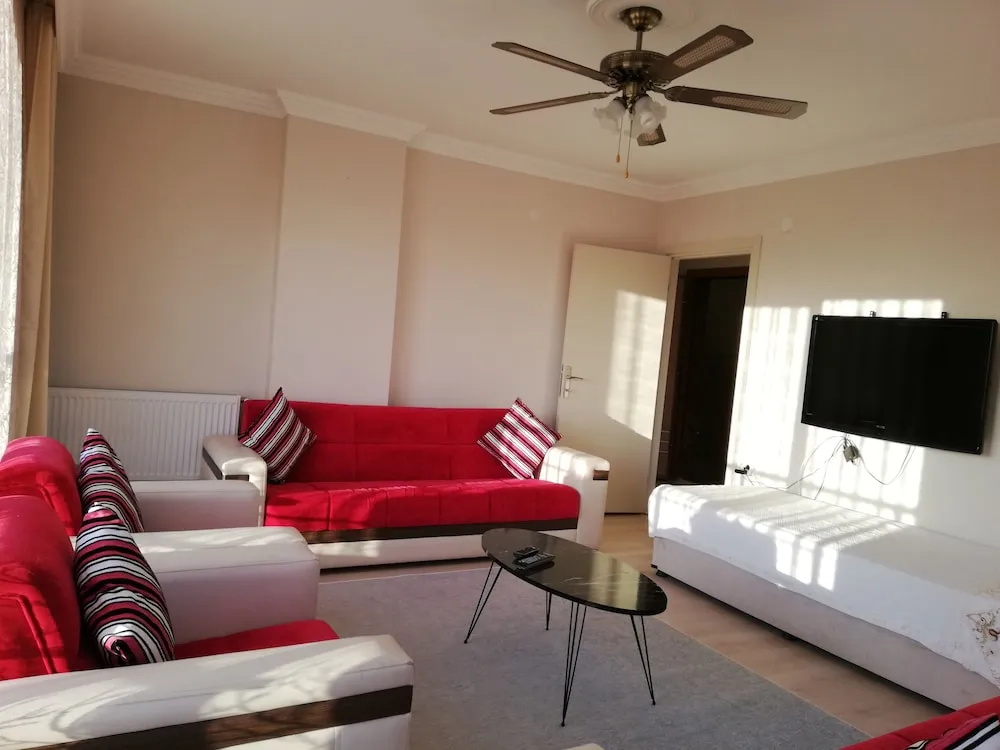 Apart Daire, 1 Yatak Odası, Kısmi Deniz Manzaralı