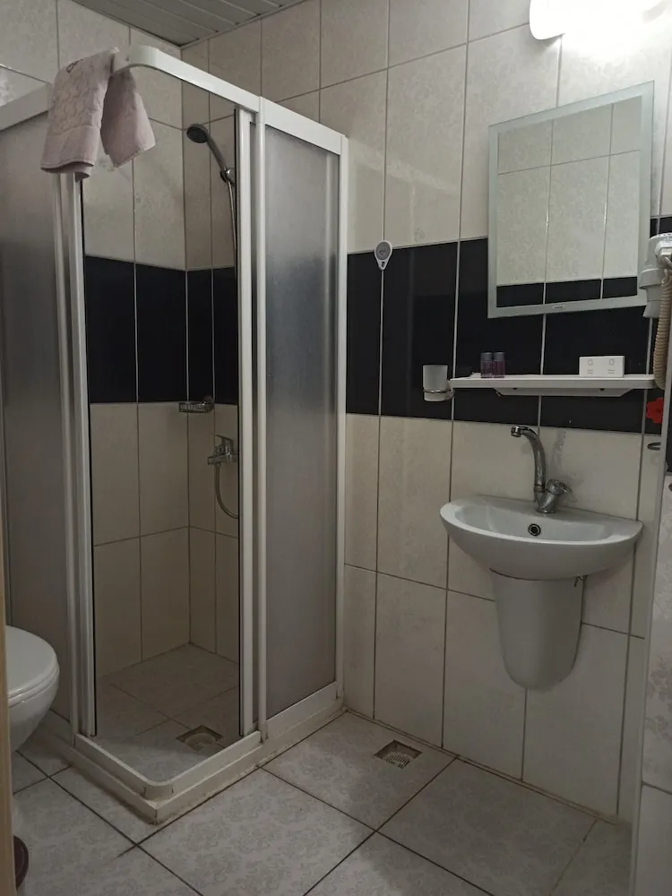 Single Room Windowless