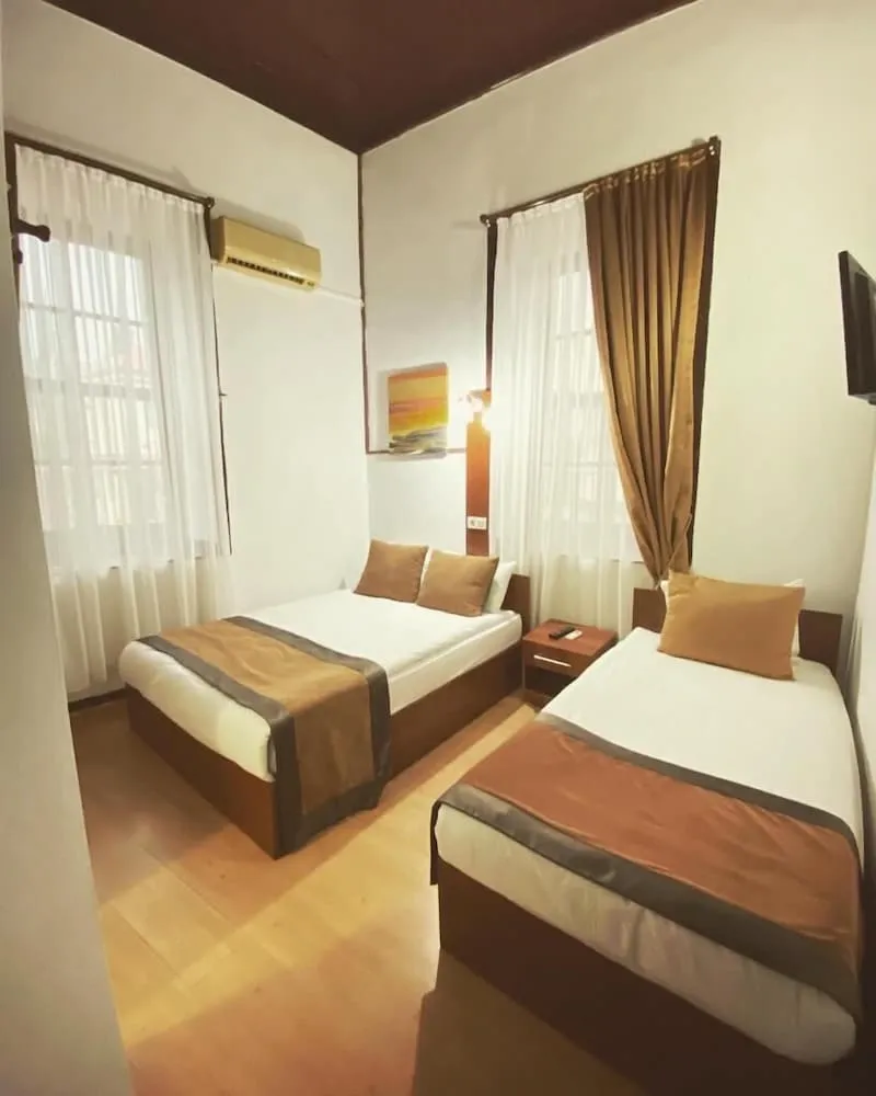 Second Floor Triple or Twin Room