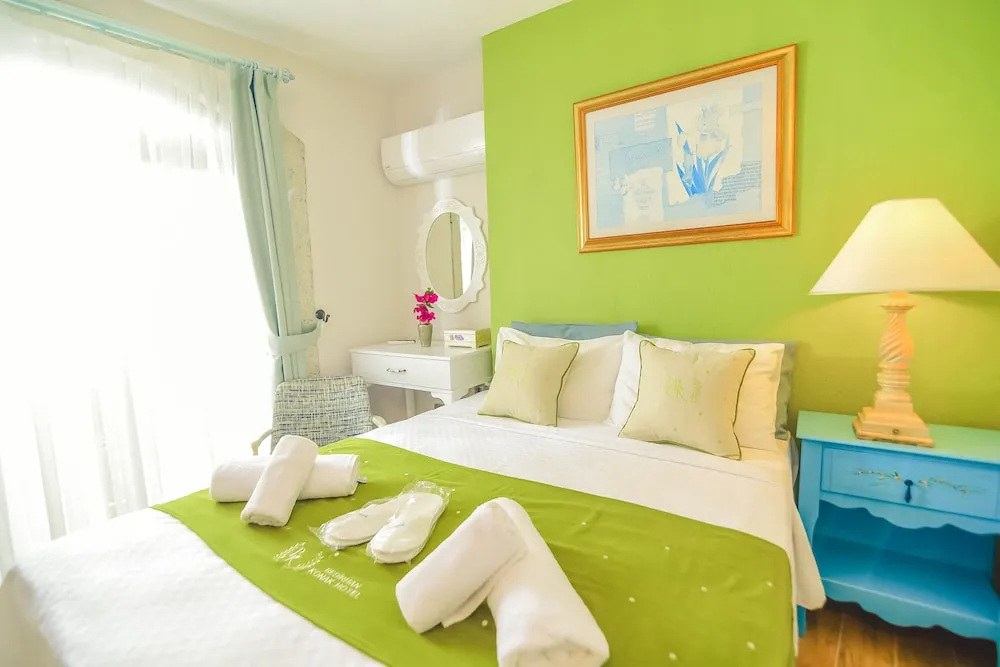 Comfort Tek Büyük Yataklı Oda