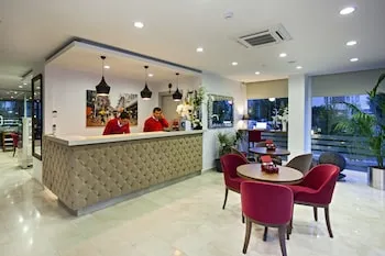The Room Hotel & Apartments