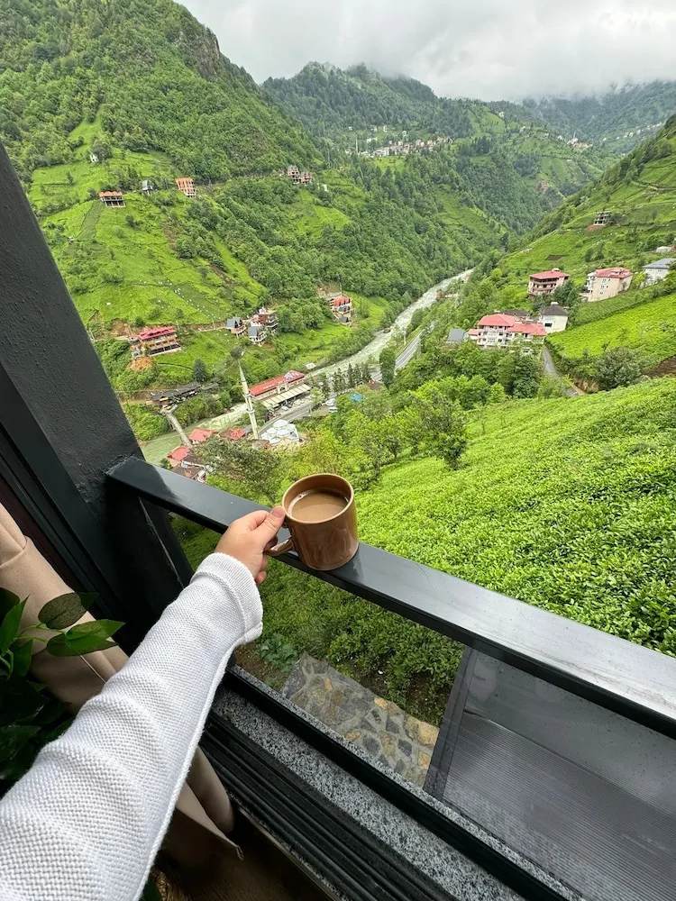 Deluxe Tek Büyük Yataklı Oda, 1 Yatak Odası, Göl Manzaralı