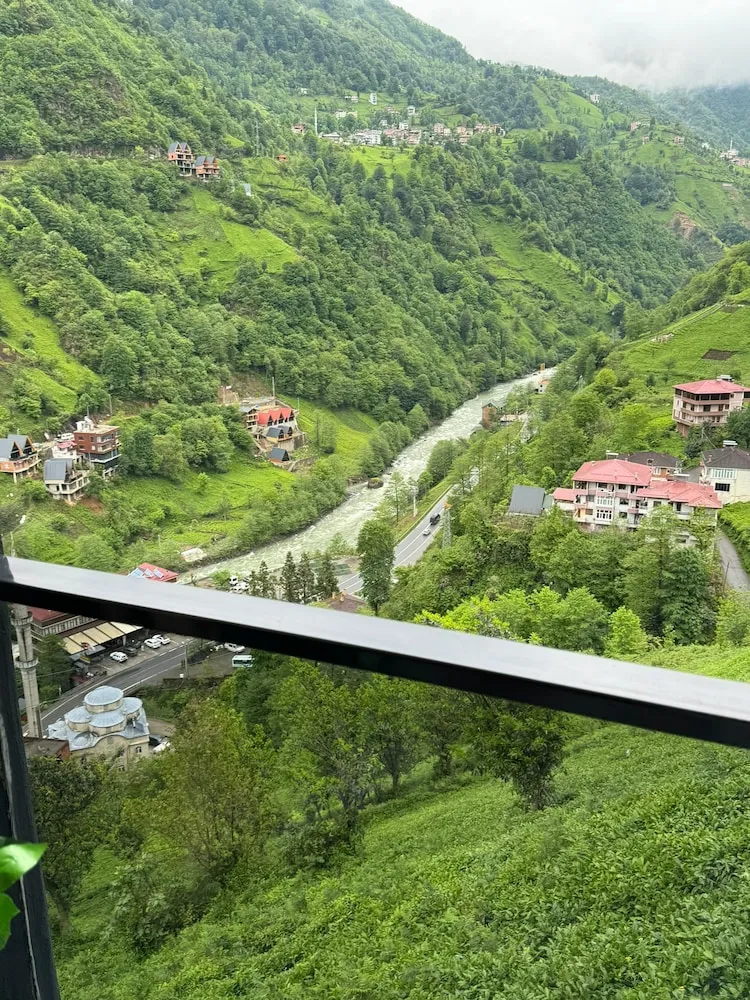 Deluxe Tek Büyük Yataklı Oda, 1 Yatak Odası, Göl Manzaralı