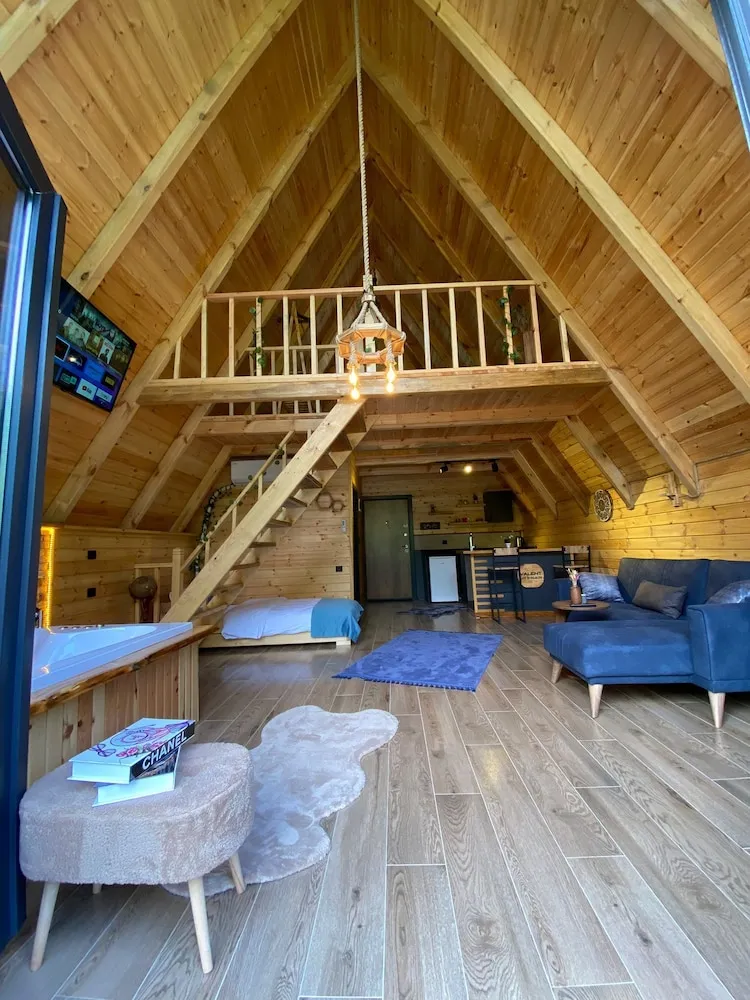 Deluxe Bungalov