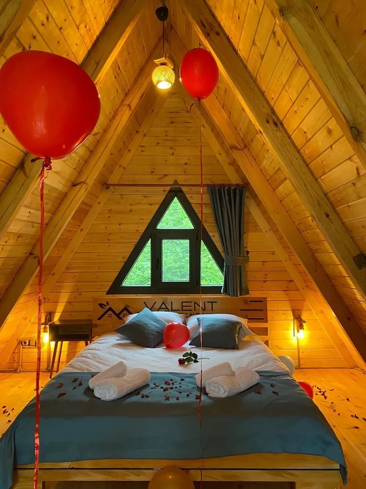 Deluxe Bungalov