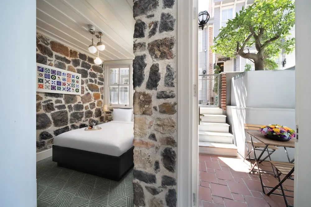 Superior Room, Basement Floor