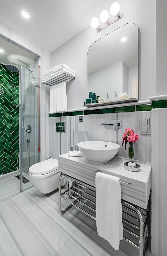 Superior Room, Basement Floor