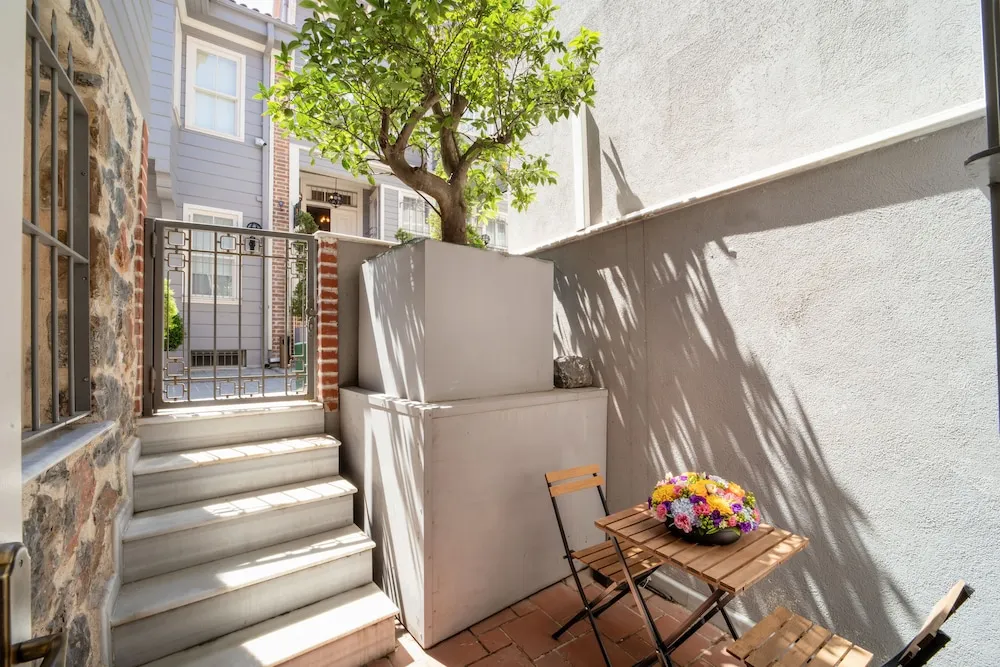 Superior Room, Basement Floor