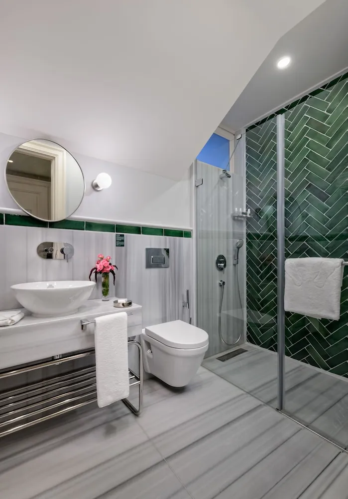 Superior Room, Basement Floor