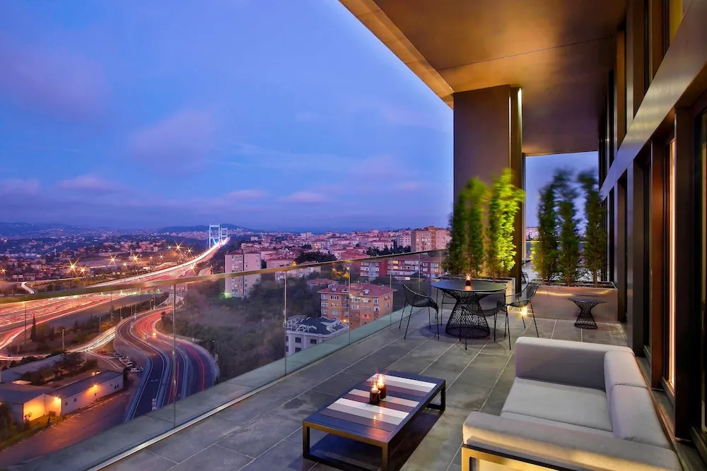 Executive Oda, 2 Tek Kişilik Yatak, Sigara İçilmez, Balkon