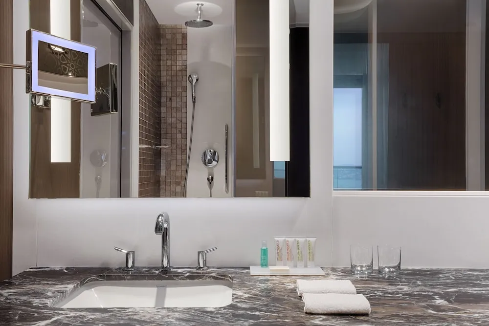 Deluxe Oda, 2 Tek Kişilik Yatak, Sigara İçilebilir, Şehir Manzaralı