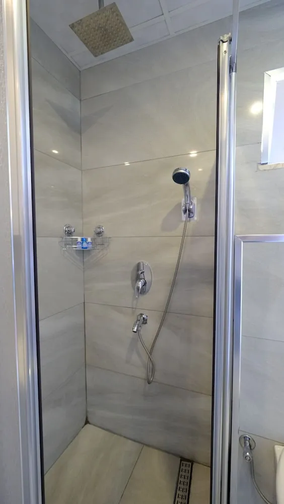 Deluxe Dört Kişilik Oda (4 People)