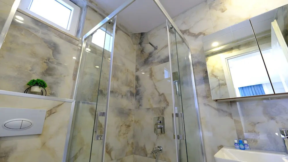 Comfort Tek Büyük Yataklı Oda, 1 En Büyük (King) Boy Yatak (2 People)