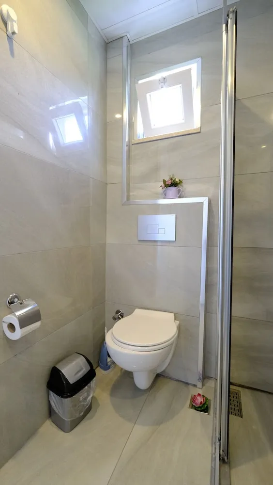 Deluxe Üç Kişilik Oda (3 People)