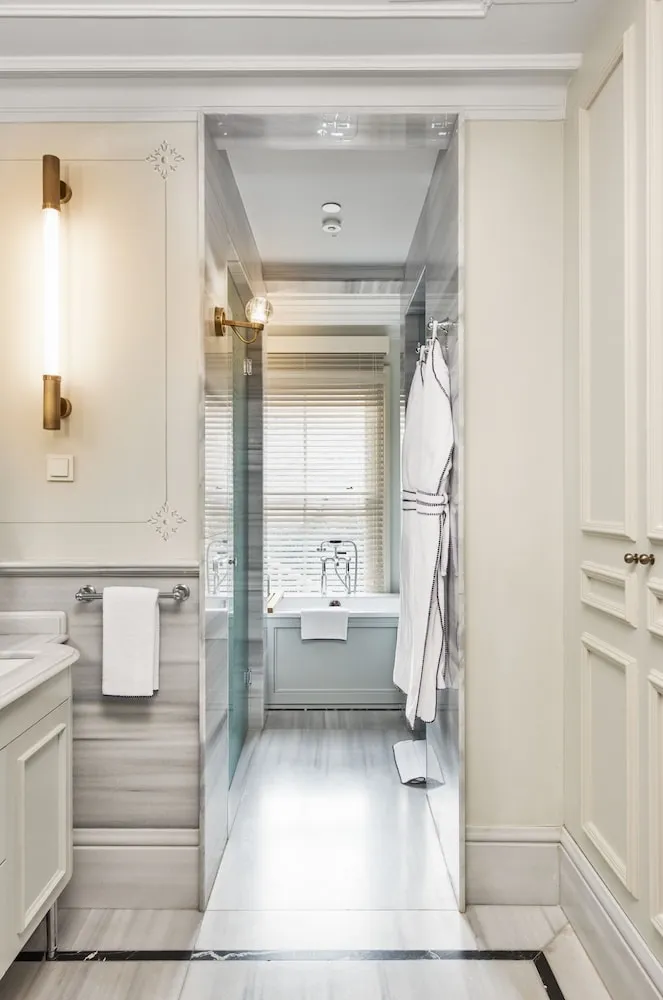 Bosphorus Deluxe Room