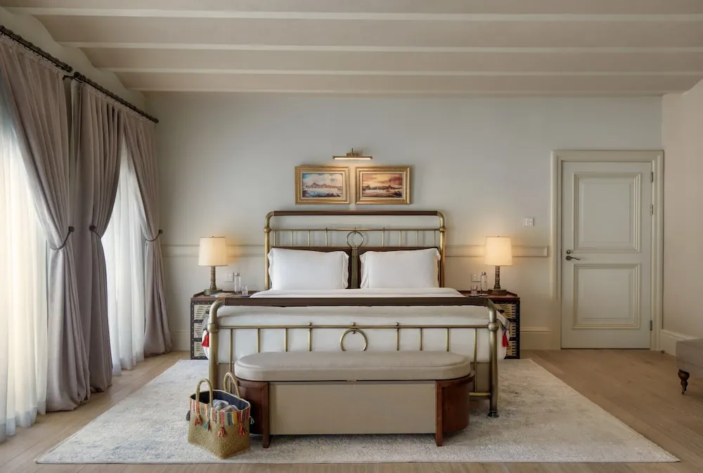 Courtyard Suite with Terrace