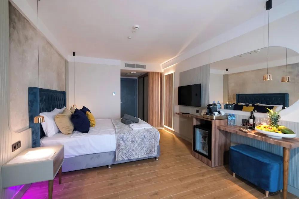 Superior Suite