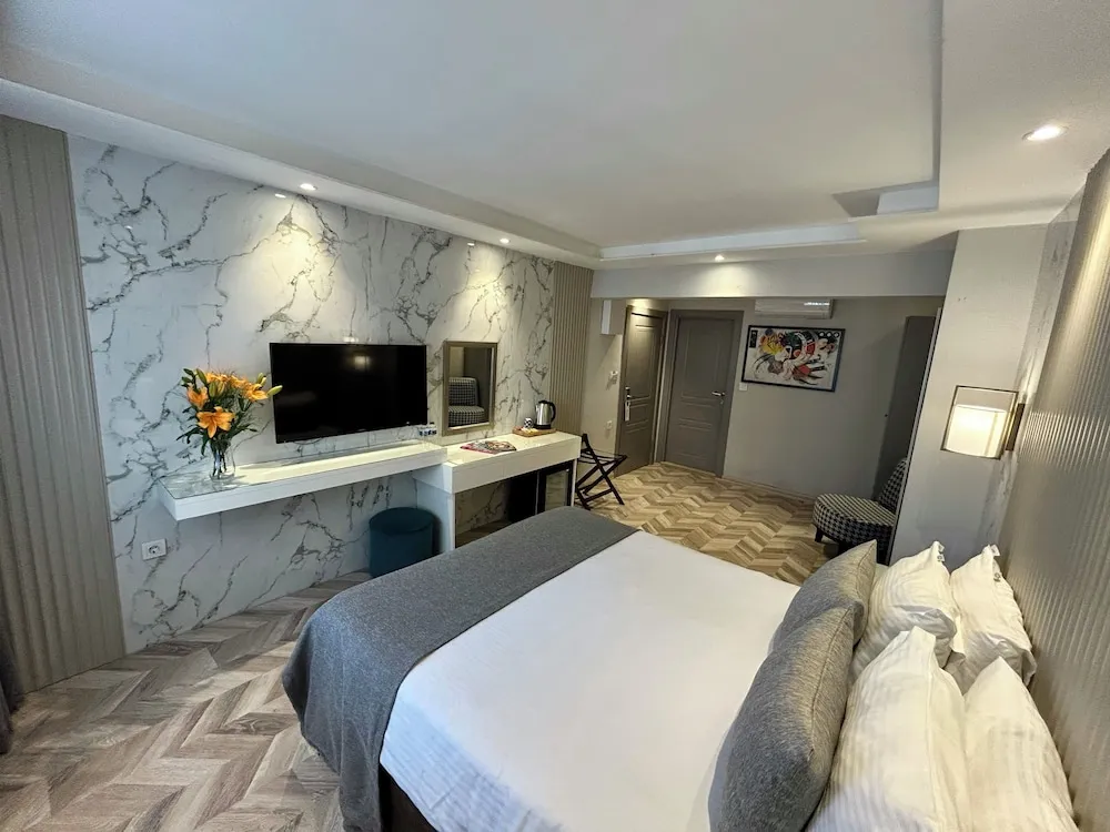 Deluxe Oda, 1 Büyük (Queen) Boy Yatak, Sigara İçilmez, Şehir Manzaralı
