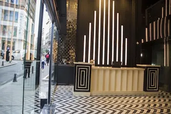 The Roomy Hotel Nişantaşı