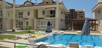 Villa CEB1 by JoyLettings