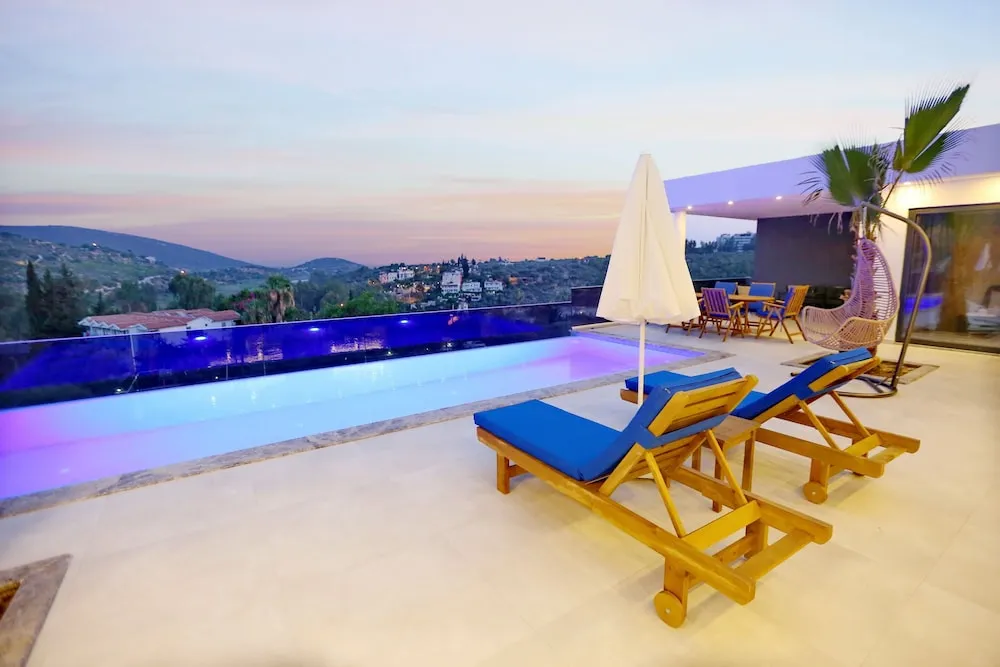 Design Villa, 2 Yatak Odası, Göl Manzaralı