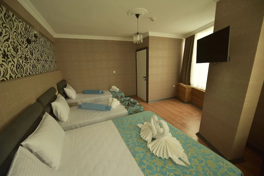 Standard Üç Kişilik Oda