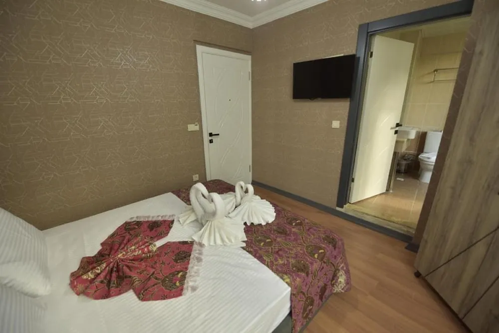 Standard Tek Büyük Yataklı Oda