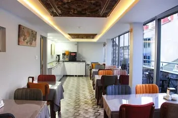 Hamzabey Hotel