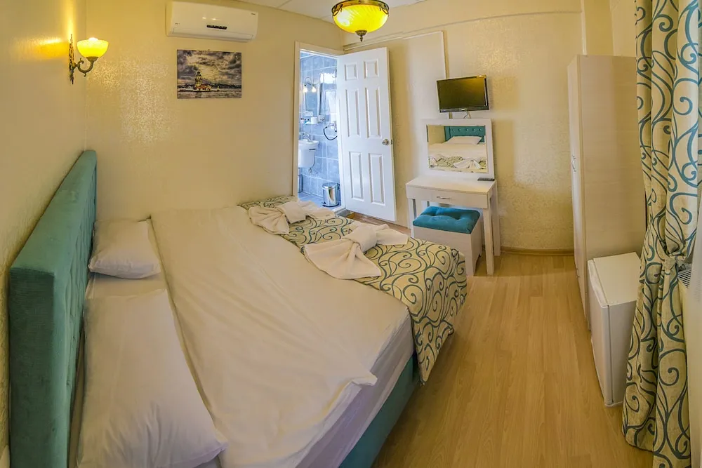 Standard Tek Büyük Yataklı Oda