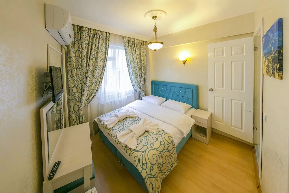 Standard Tek Büyük Yataklı Oda