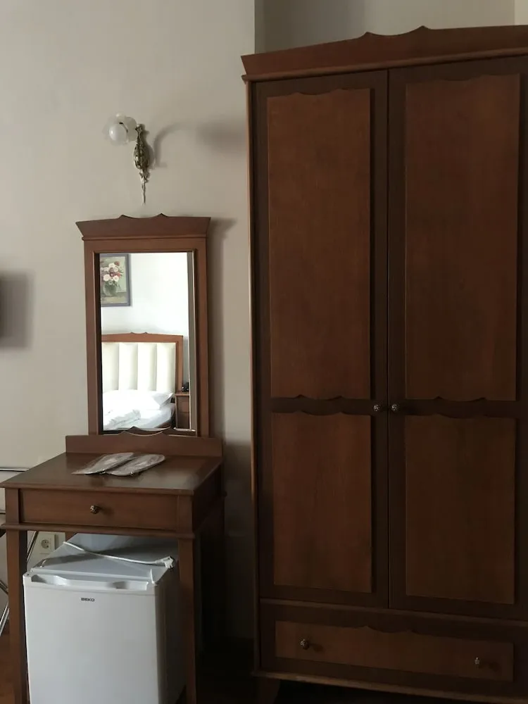 Standard Üç Kişilik Oda, Birden Çok Yatak, Sigara İçilmez, Şehir Manzaralı