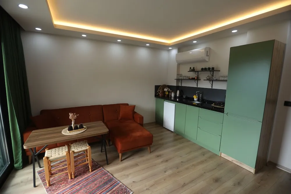 Comfort Tek Büyük Yataklı Oda