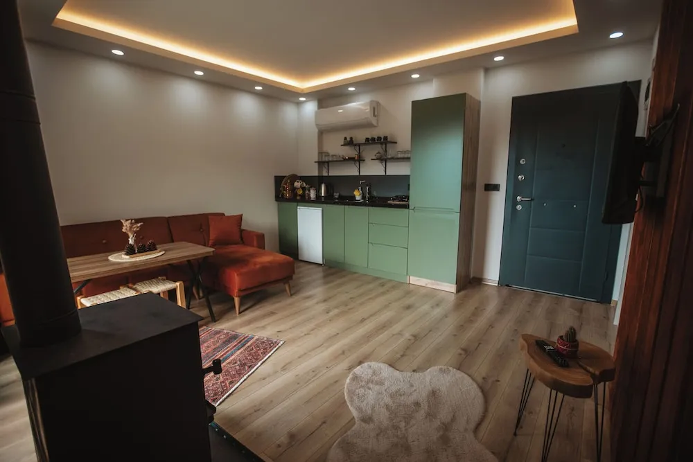 Comfort Tek Büyük Yataklı Oda