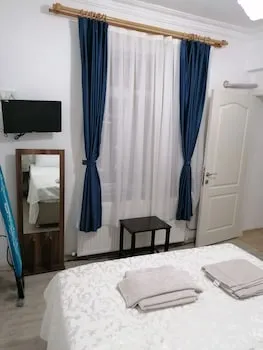 Galata Waterfall Apartment