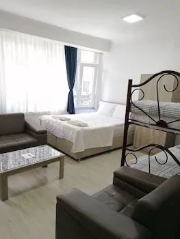 Galata Waterfall Apartment