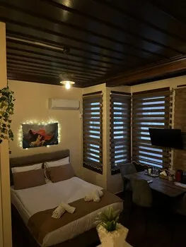 Guner Hotel