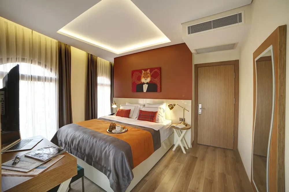 Standard Tek Büyük Yataklı Oda