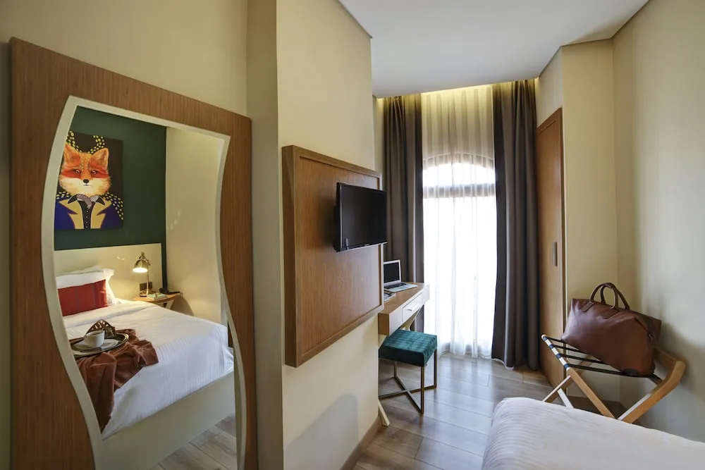 Standard Tek Büyük Yataklı Oda