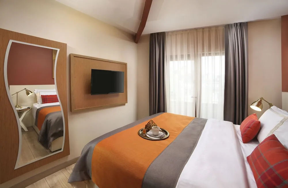 Deluxe Room with Terrace