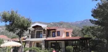 Villa AX12 by JoyLettings