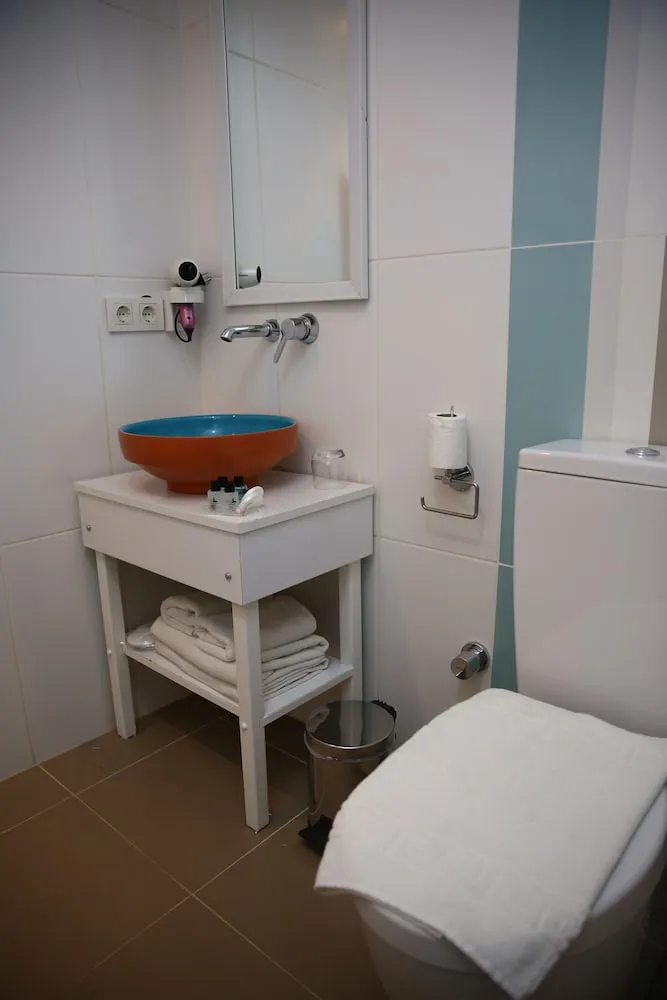 İki Ayrı Yataklı Oda, 2 Tek Kişilik Yatak