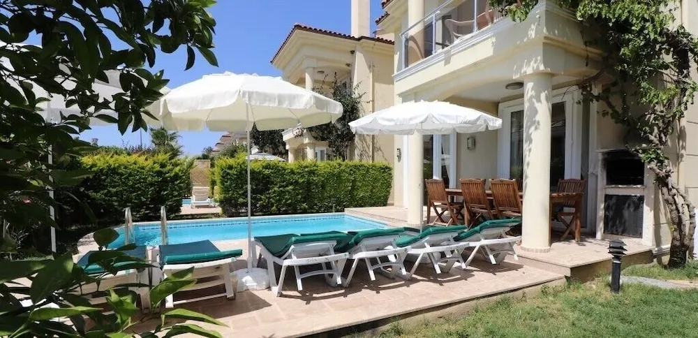 Güneşlenme verandası