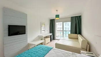 Lizbonia Çeşme Otel