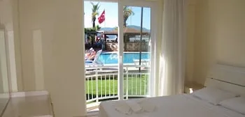 Villa DP03 by JoyLettings