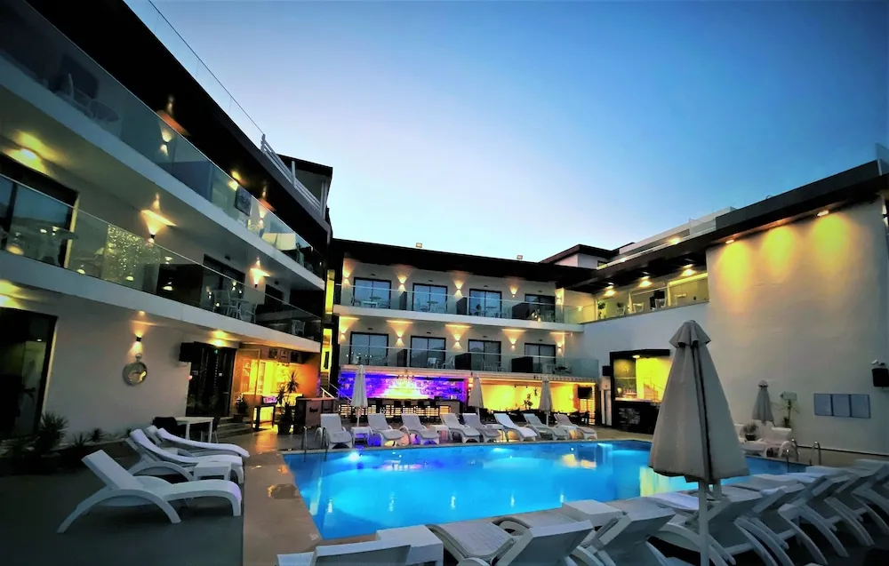 Rhapsody Hotel & Spa Kalkan (+12 Yetişkinlere Özel)