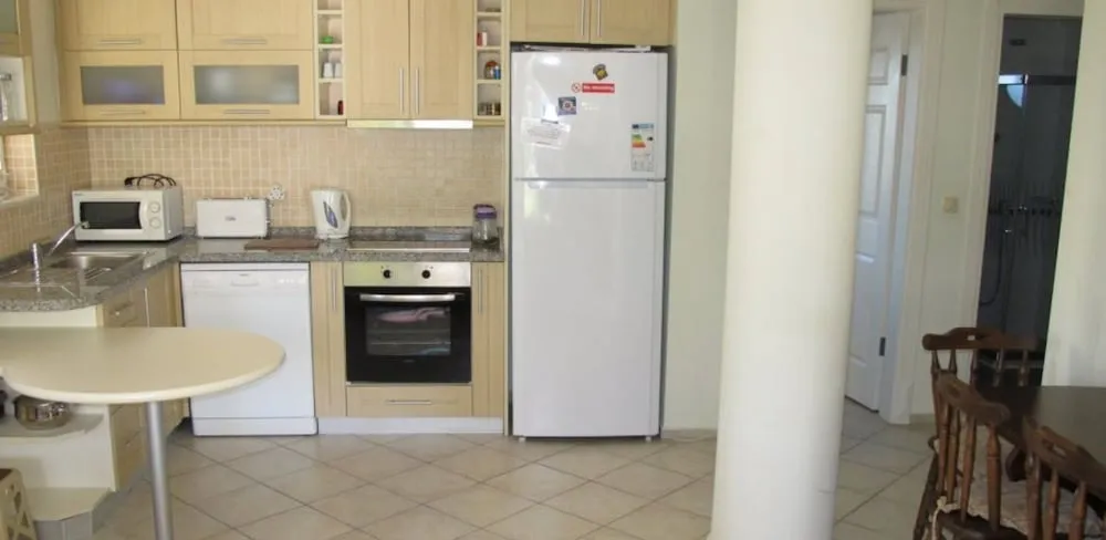 Apart Daire, 2 Yatak Odası, Havuz Manzaralı