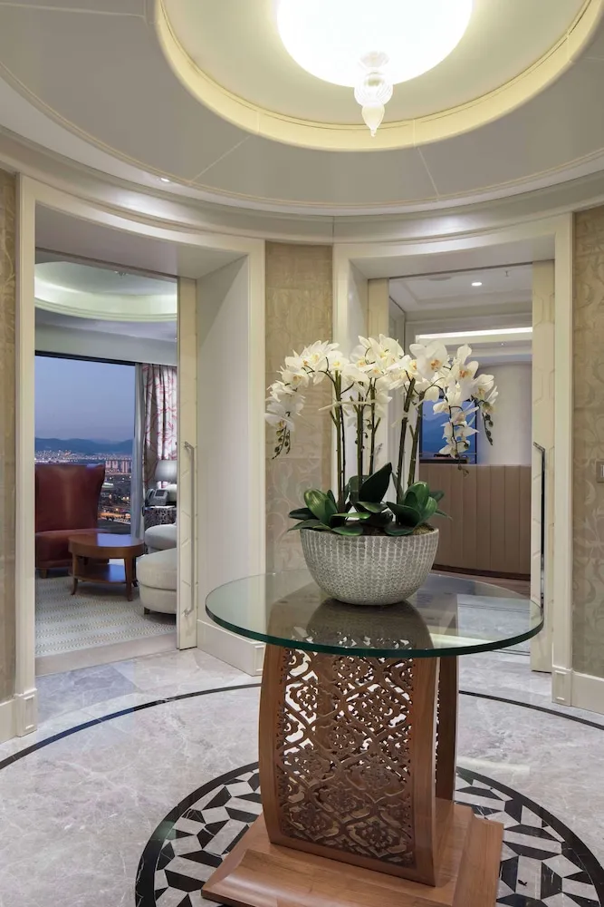 Ottoman Suite